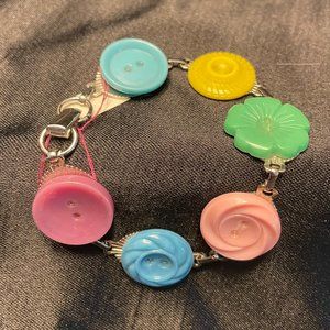 Vintage Buttons Bracelet